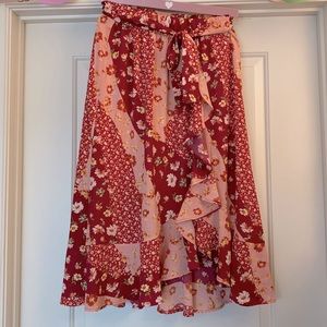 Chris & Carol Skirt. Size Medium.